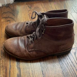 Worn and weathered J crew leather Brown boots 🥾
